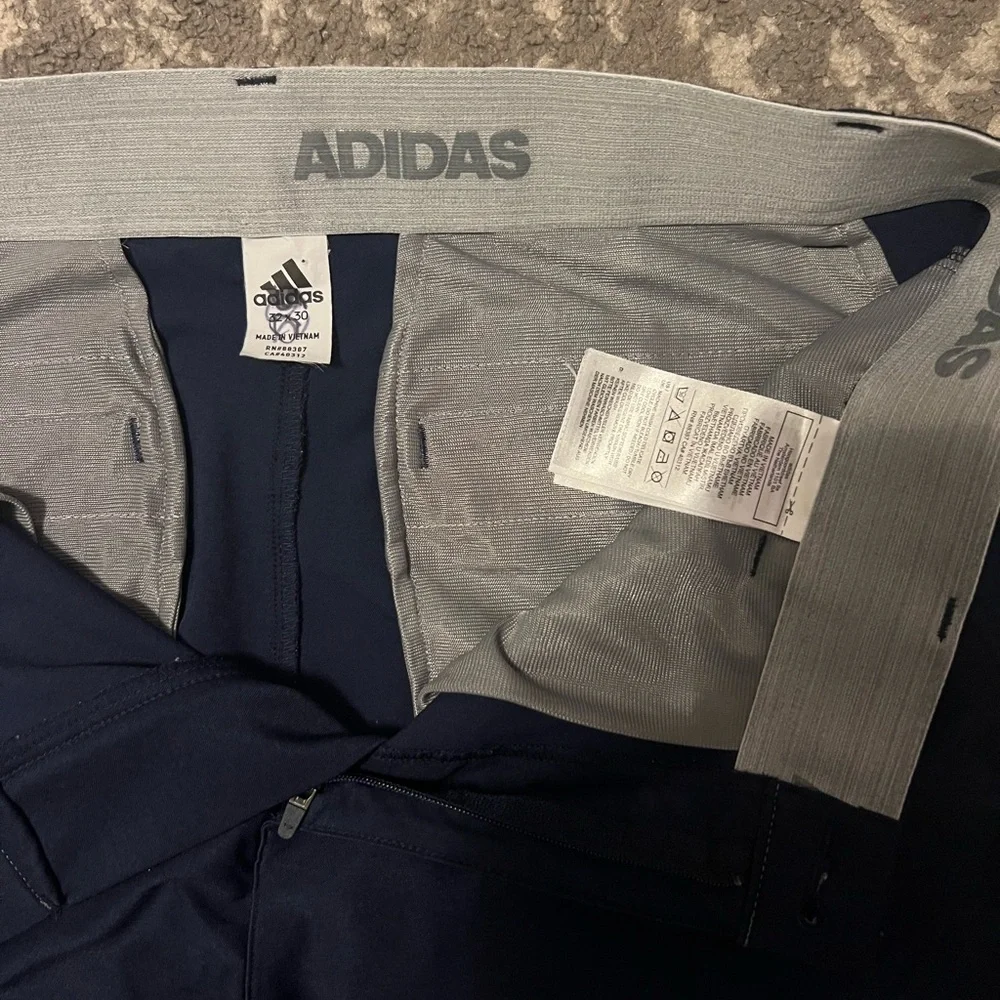 Adidas golf Men's Navy Pants size 32x30 (R130)